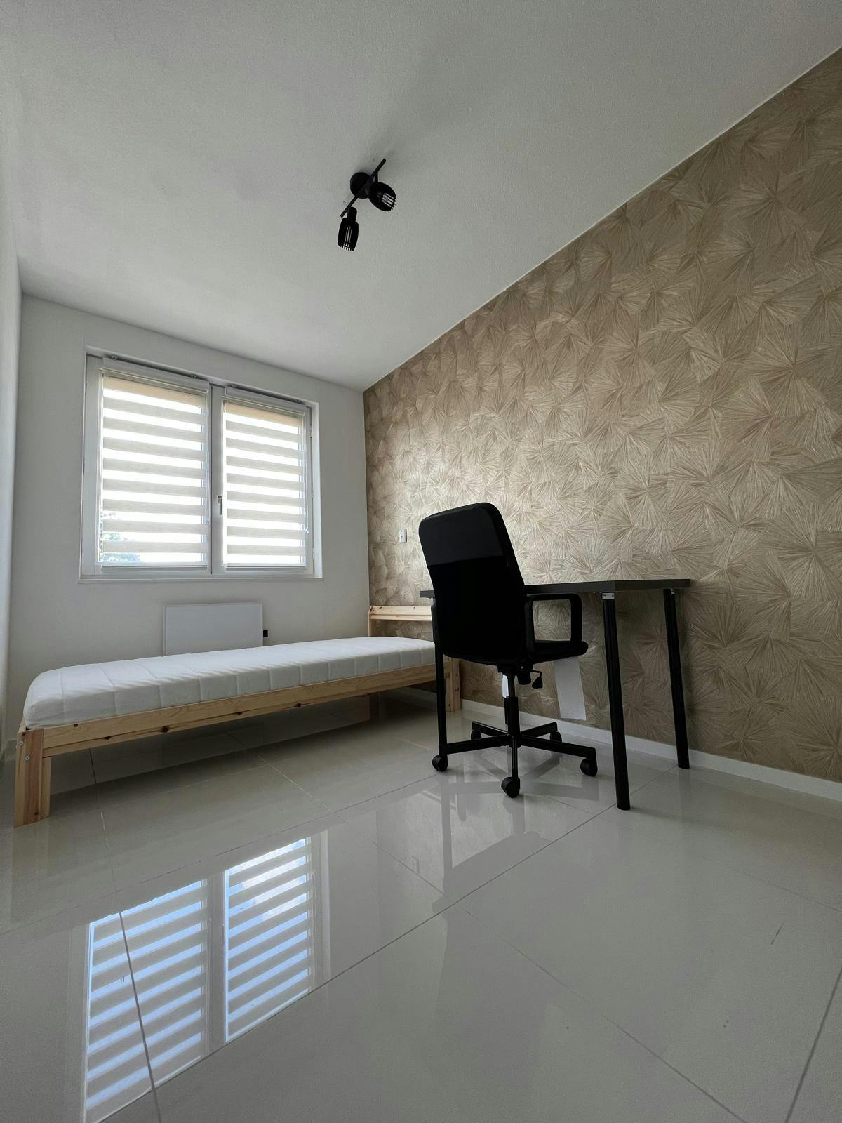 Single room Capelle Aan Den Ijssel, 1 bed, 20m² — photo 1