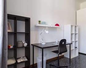Private room for rent for €895 per month in Milan, Viale Monza