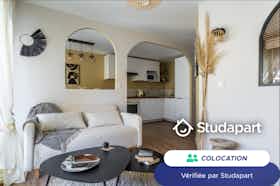 私人房间 正在以 €550 的月租出租，其位于 Nice, Rue Dunoyer de Segonzac