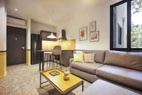 Appartamento in affitto a 1.175 € al mese a Athens, Kallifrona