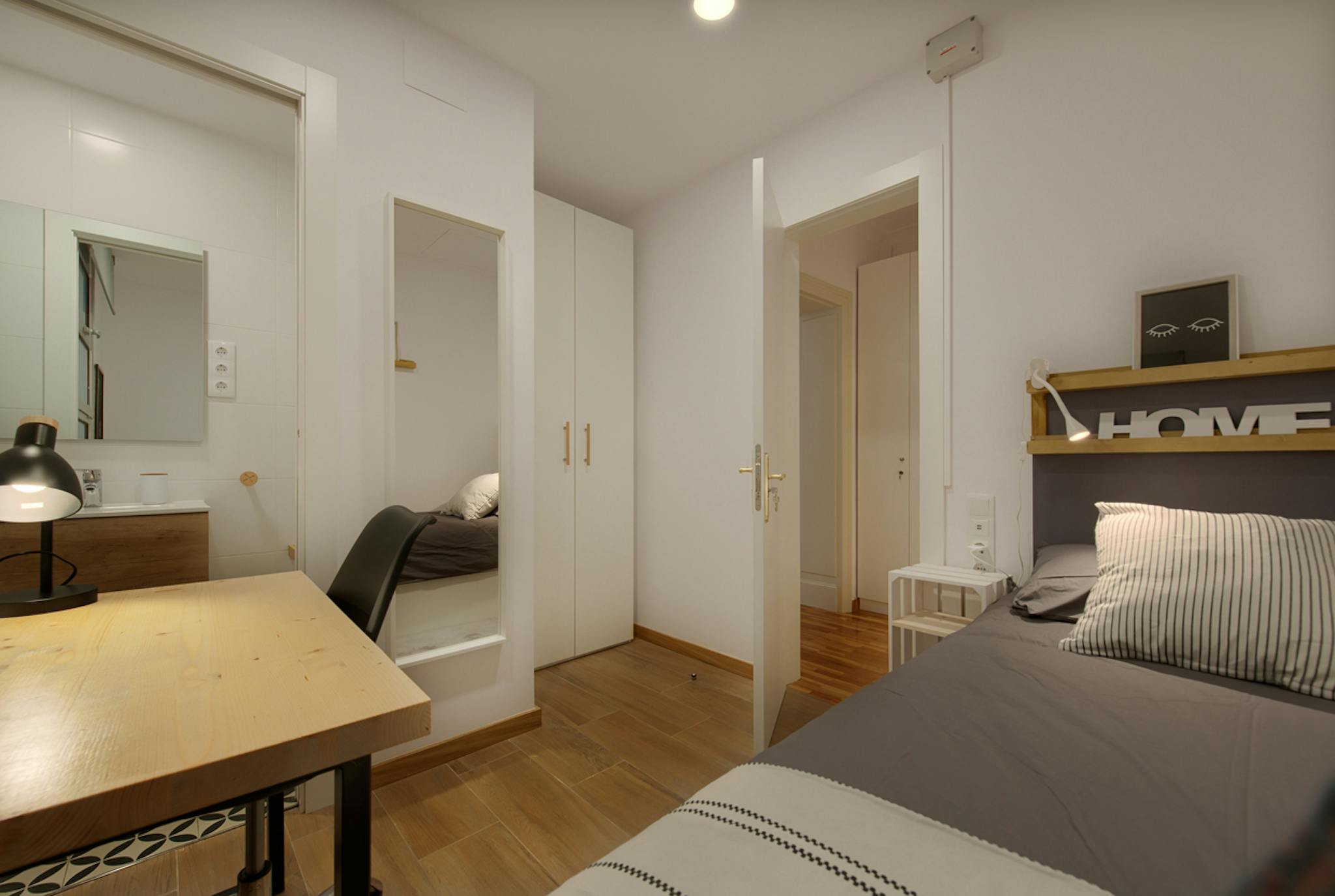 Carrer de Balmes, Barcelona preview