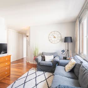 Apartment for rent for €5,600 per month in Paris, Rue Lecourbe