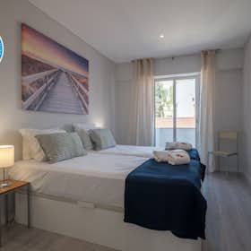 Mieszkanie do wynajęcia za 9999 € miesięcznie w mieście Lisbon, Rua de São Bento