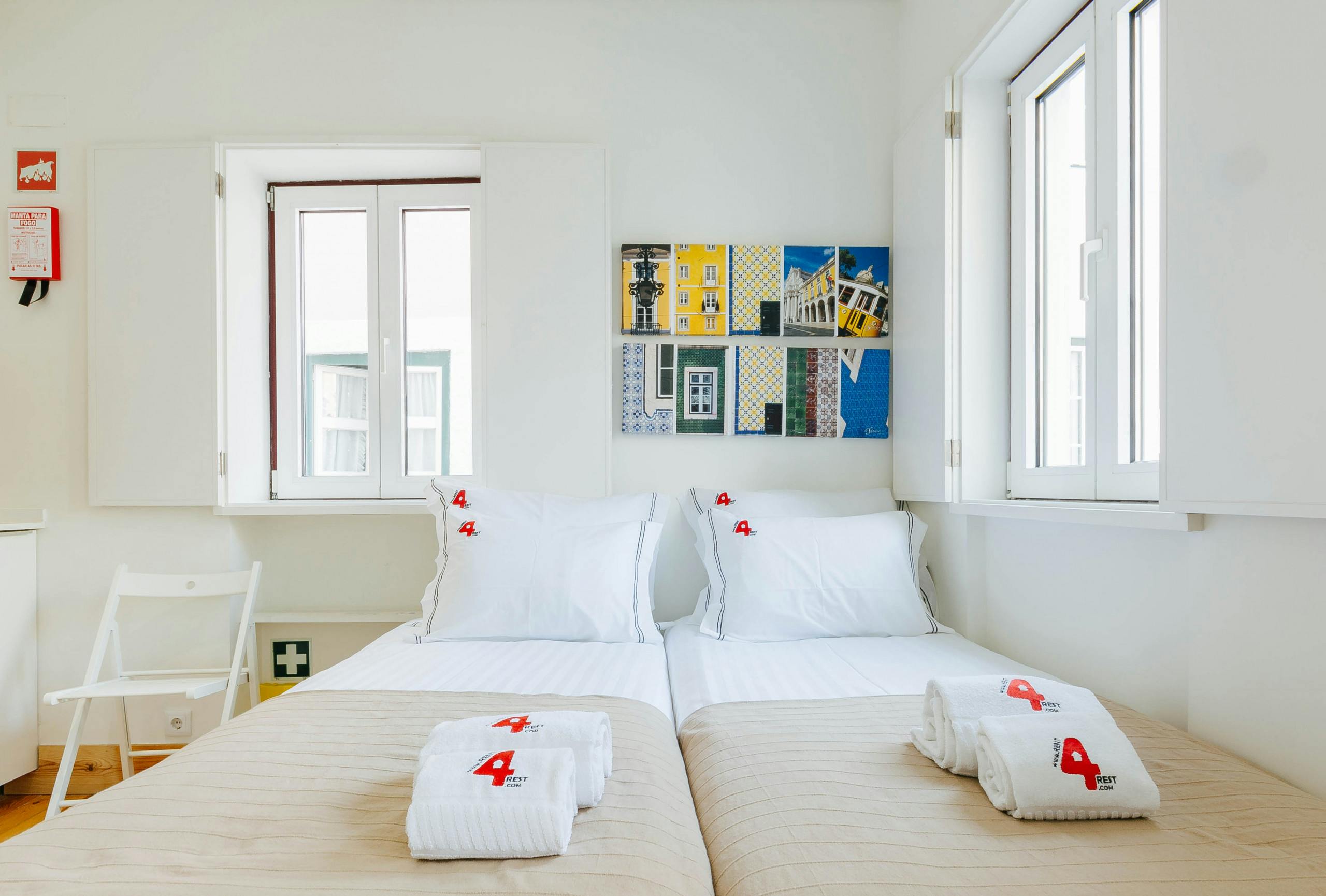 Studio para alugar por € 9.999 por mês em Lisbon, Largo da Achada