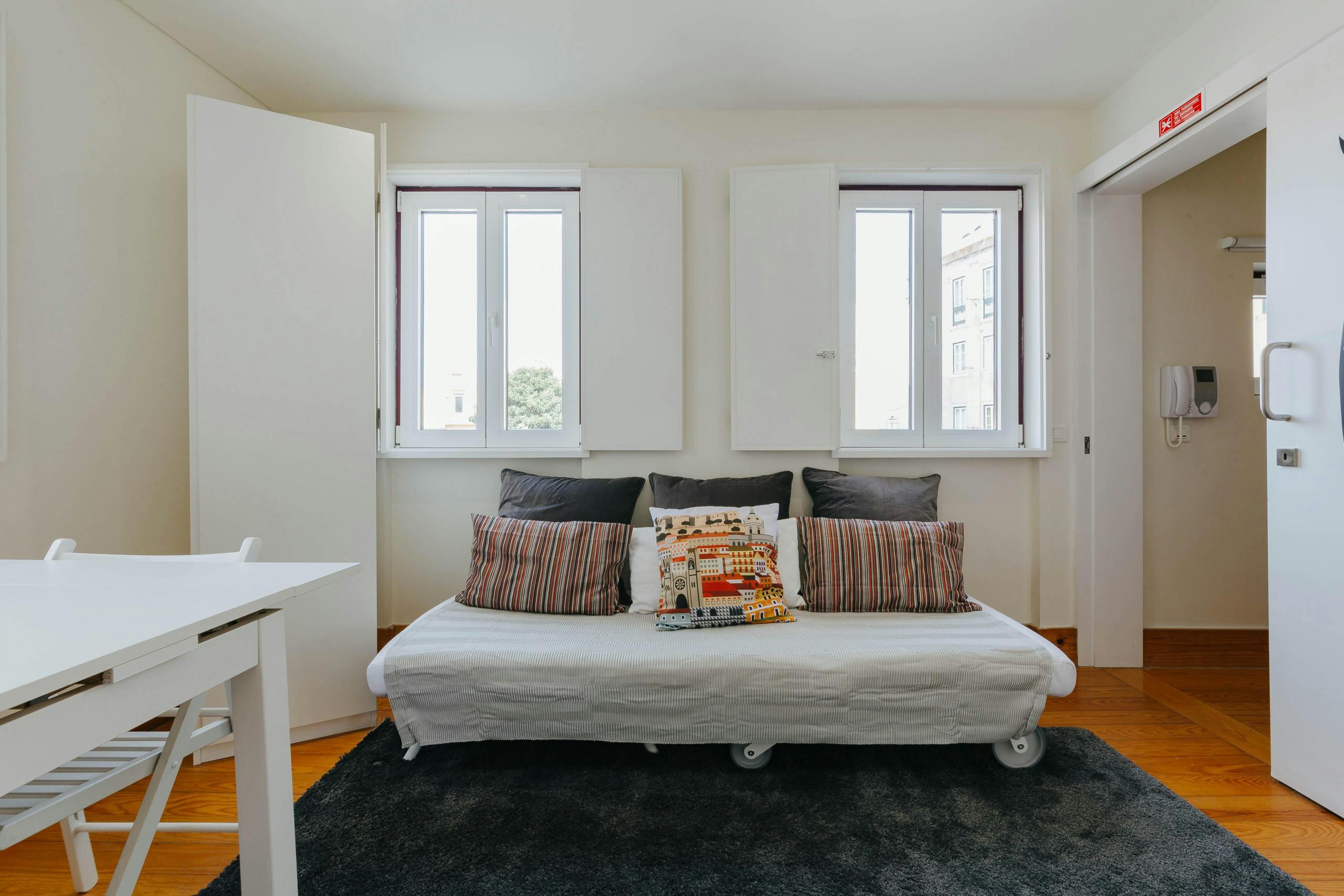 preview gallery tile