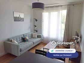 公寓 正在以 €980 的月租出租，其位于 Nantes, Boulevard Robert Schuman