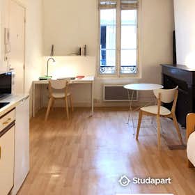 Lägenhet att hyra för 610 € i månaden i Bordeaux, Rue des Trois-Conils