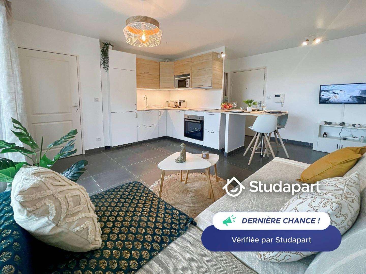 Apartment for rent for €995 per month in Marseille, Traverse Parangon