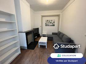 Private room for rent for €393 per month in Valenciennes, Rue Emmanuel Rey