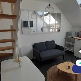 Wohnung zu mieten für 485 € pro Monat in Tinqueux, Avenue Paul Vaillant-Couturier