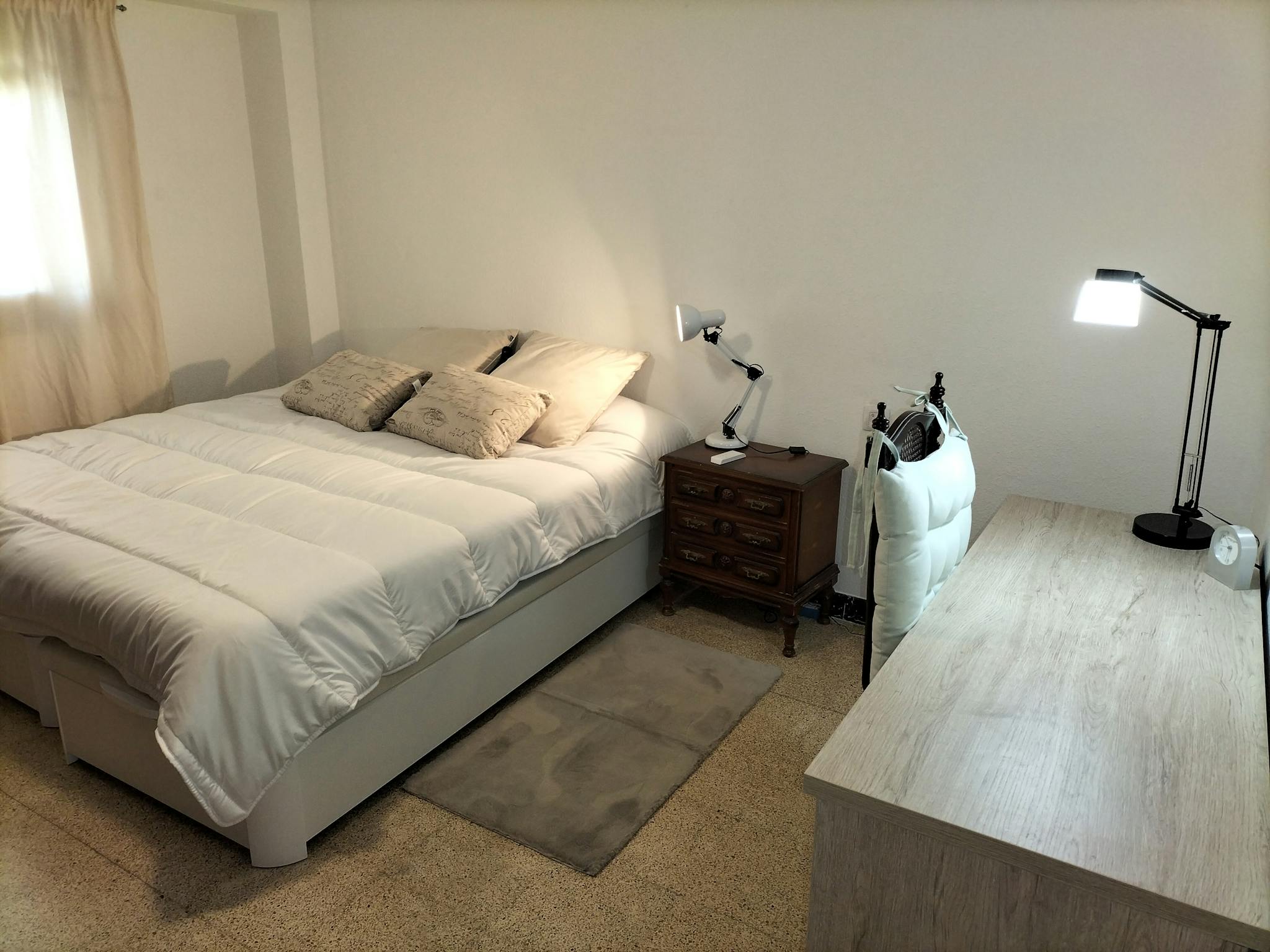 Calle Arquitecto Alfaro, Valencia preview