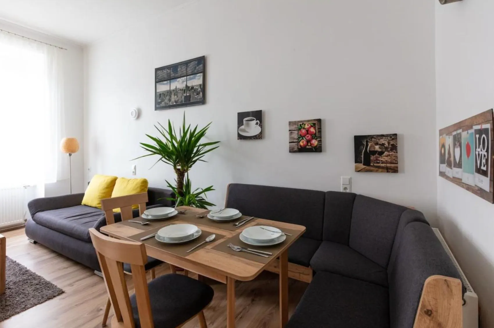 1-Bedroom Apartment in Burghardtgasse, Vienna 2