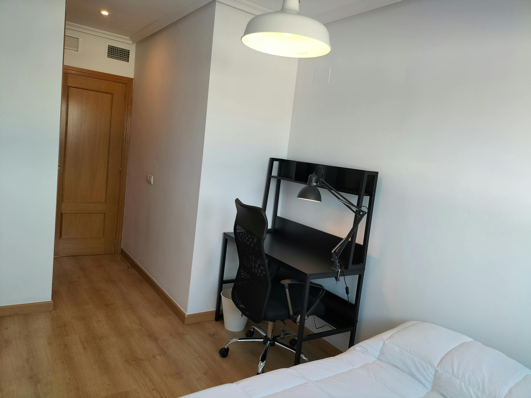 Carrer Riu Jalón, Valencia preview