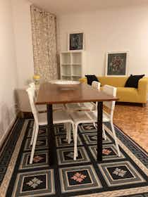 Квартира сдается в аренду за 1 400 € в месяц в Amadora, Rua Manuel Ribeiro de Pavia