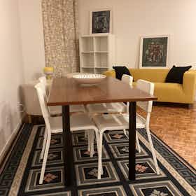 Appartement te huur voor € 1.400 per maand in Amadora, Rua Manuel Ribeiro de Pavia