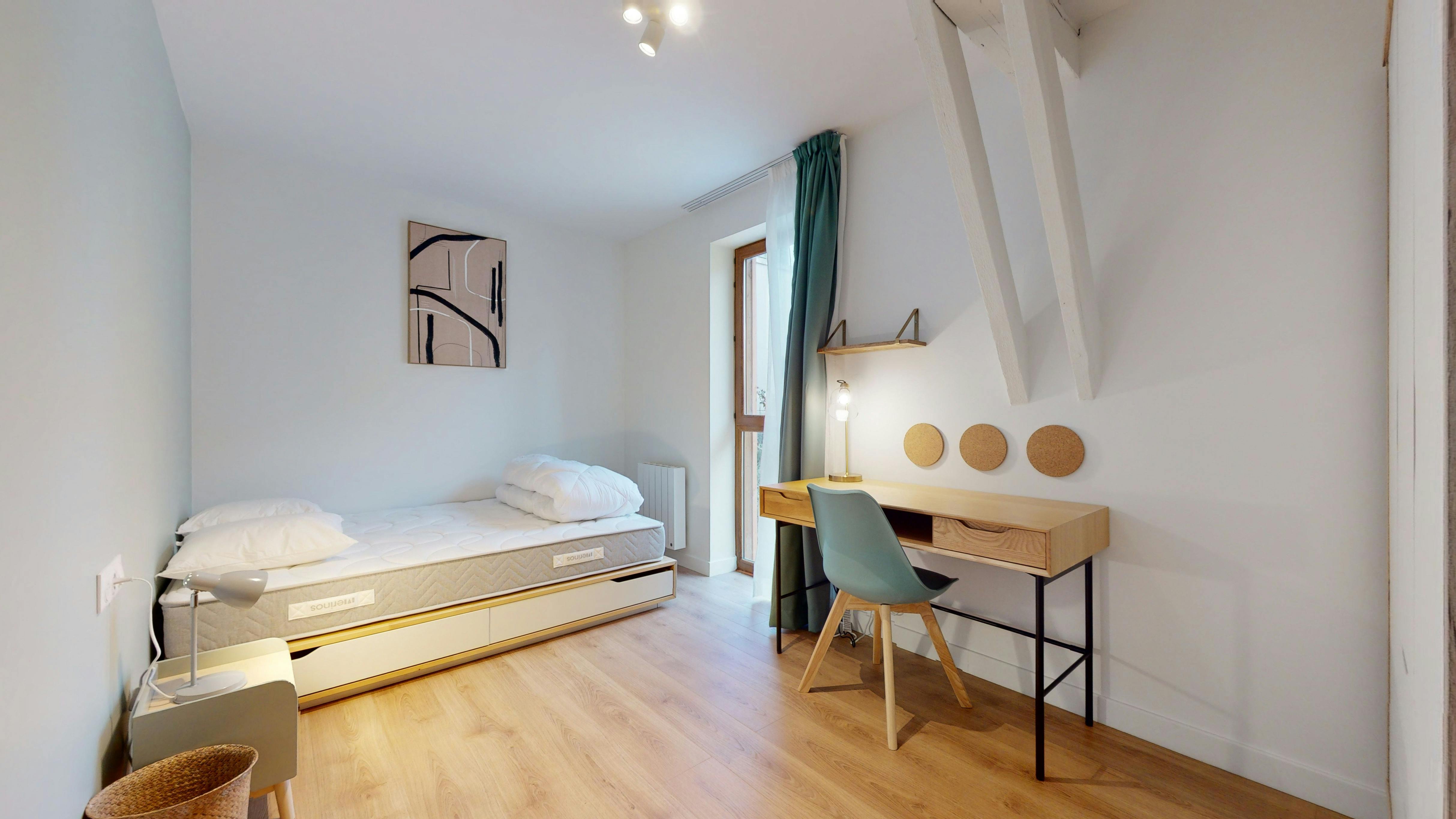 Apartment Lyon, 337m² — photo 311