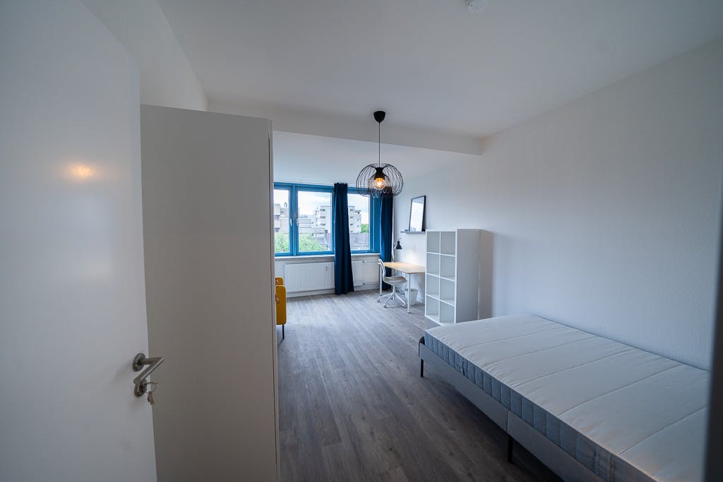 Private room for rent on Otto-Suhr-Allee, Berlin - Ansicht 4