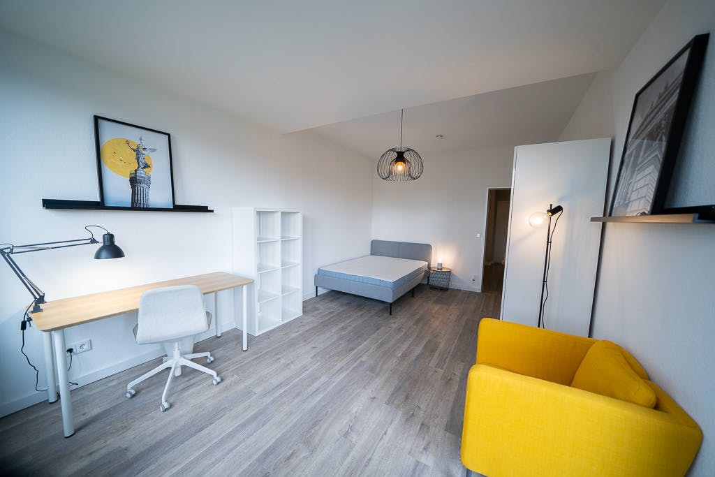 Private room for rent on Otto-Suhr-Allee, Berlin - Ansicht 3