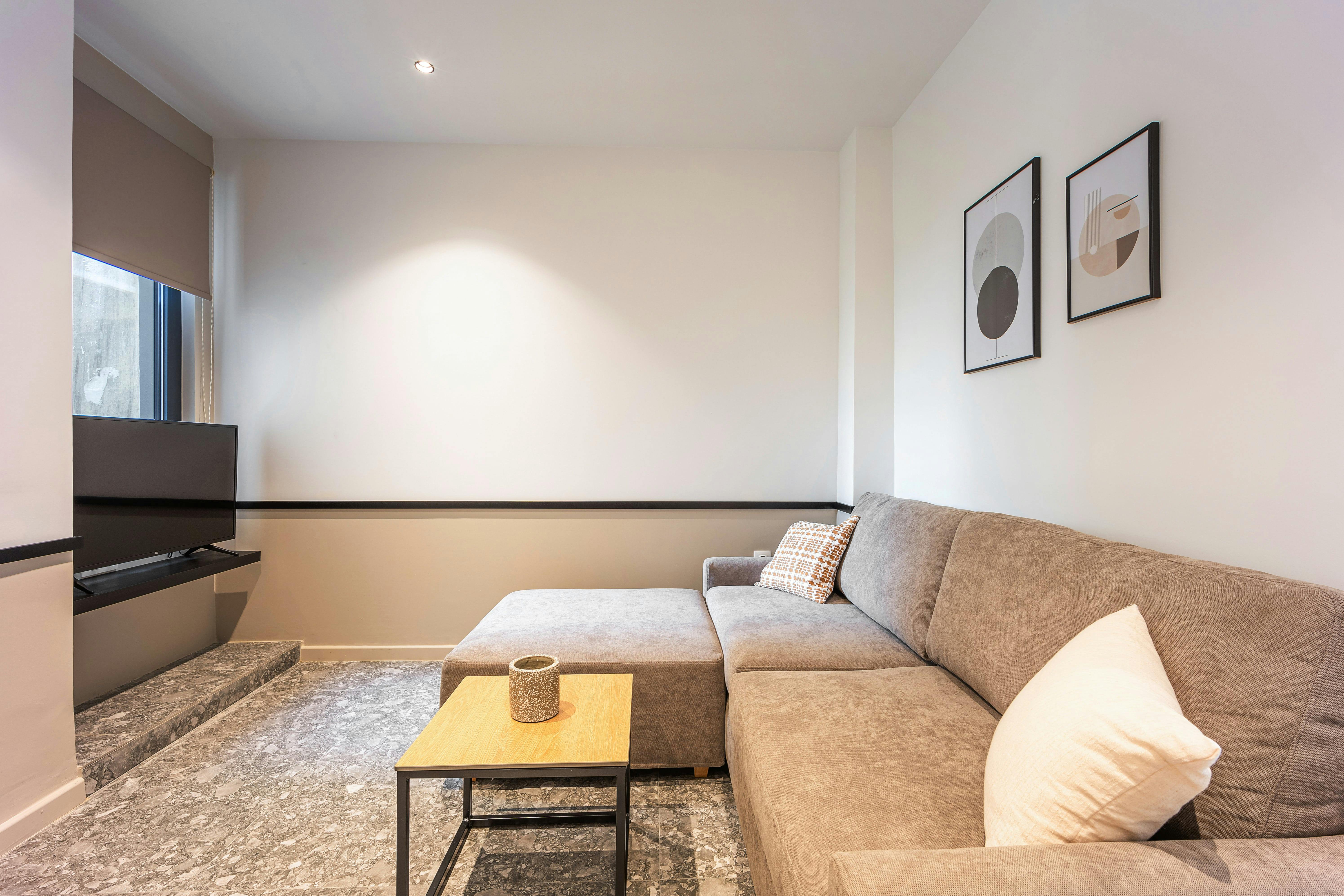 Apartment for rent for €1,105 per month in Athens, Kallifrona