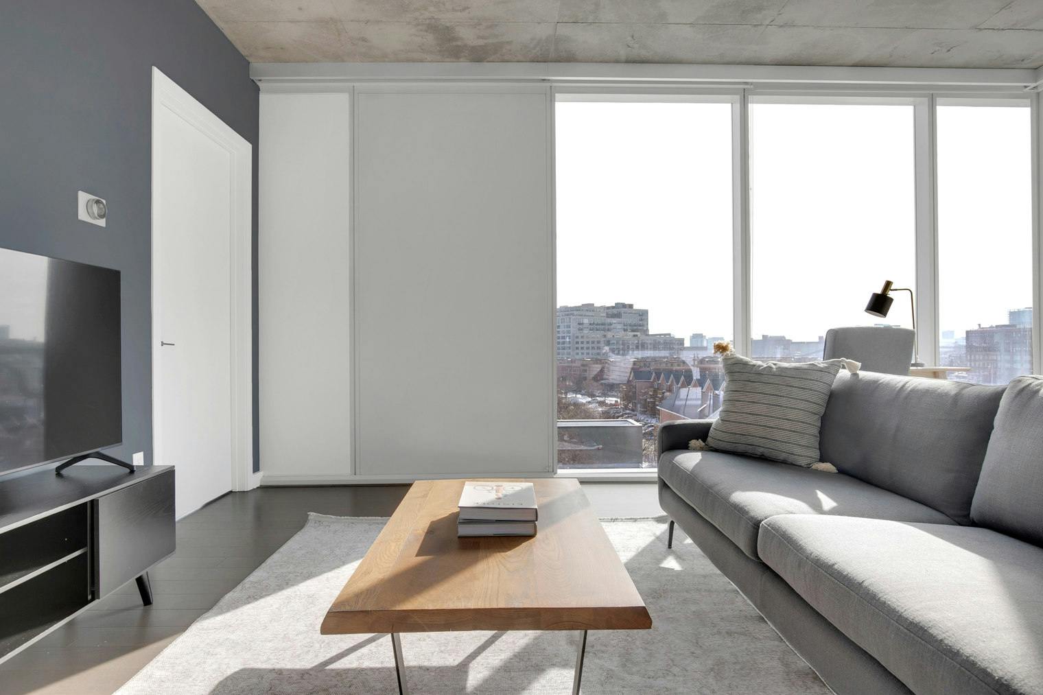 Apartment for rent for $4,051 per month in Chicago, W Division St