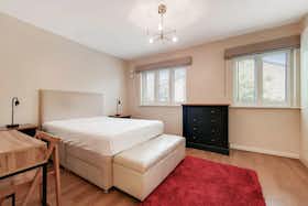 Privé kamer te huur voor € 1.237 per maand in London, Bankside Avenue