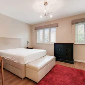 Приватна кімната за оренду для 1 283 EUR на місяць у London, Bankside Avenue