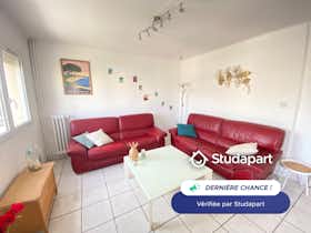 Appartement te huur voor € 980 per maand in La Valette-du-Var, Avenue Victorin Segond