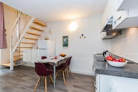 Apartment for rent for €1,200 per month in Turin, Via Santa Giulia