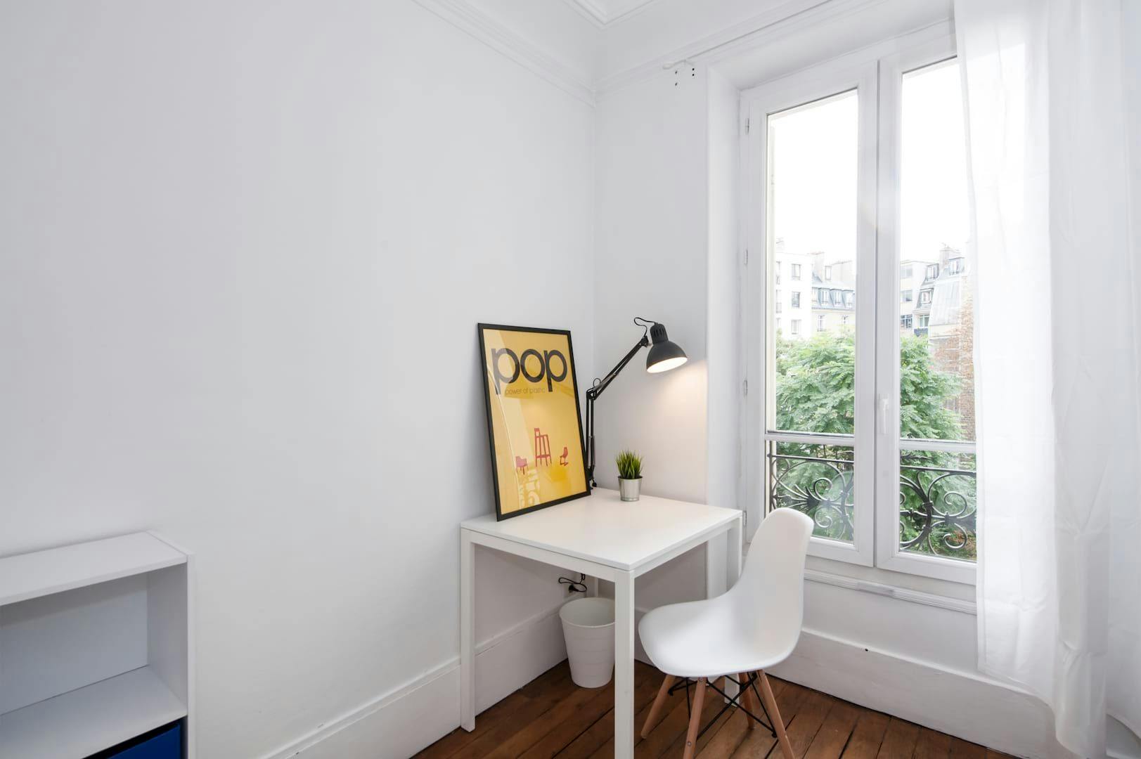 Private room for rent on Rue Singer, Paris - Vue 3