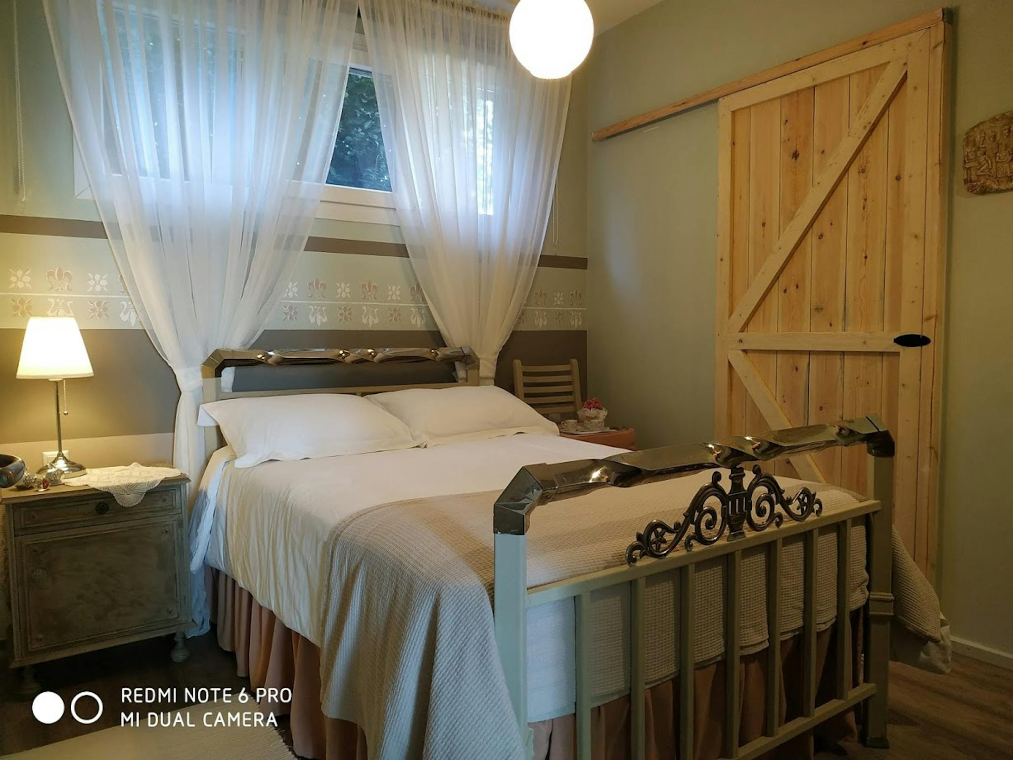 Ellinon, Anatolí preview