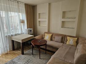 公寓 正在以 PLN 4,300 的月租出租，其位于 Warsaw, ulica Sewastopolska