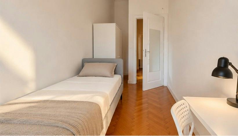 Viale Abruzzi, Milan preview