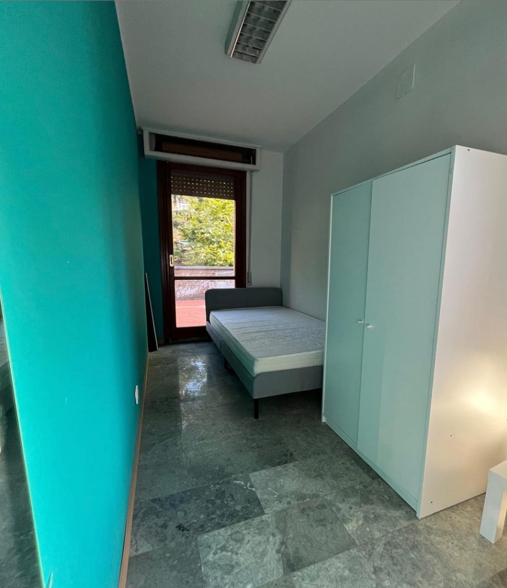 Single room Bologna, 1 bed, 15m² — photo 1