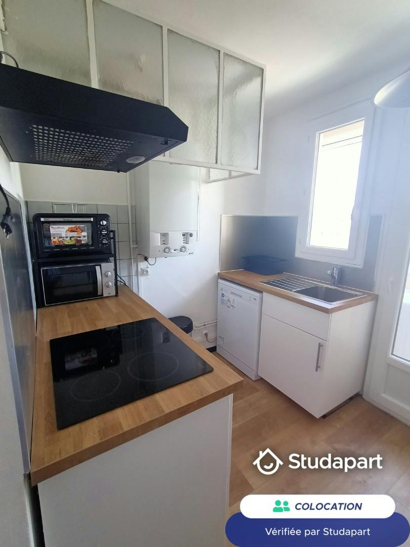Private room for rent on Rue Louis-Antoine de Bougainvillé, Toulouse - Vue 4