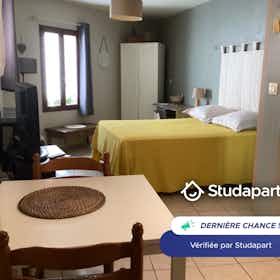 Квартира сдается в аренду за 480 € в месяц в Avignon, Rue Damette