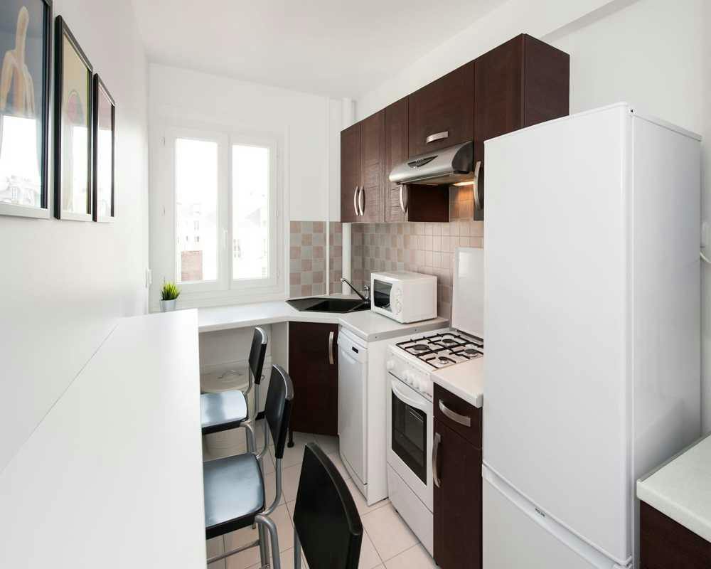 Private room for rent on Rue Paul Fort, Paris - Plus