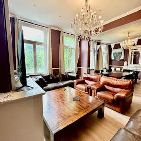 Private room for rent for €600 per month in Molenbeek-Saint-Jean, Rue Vanderstraeten