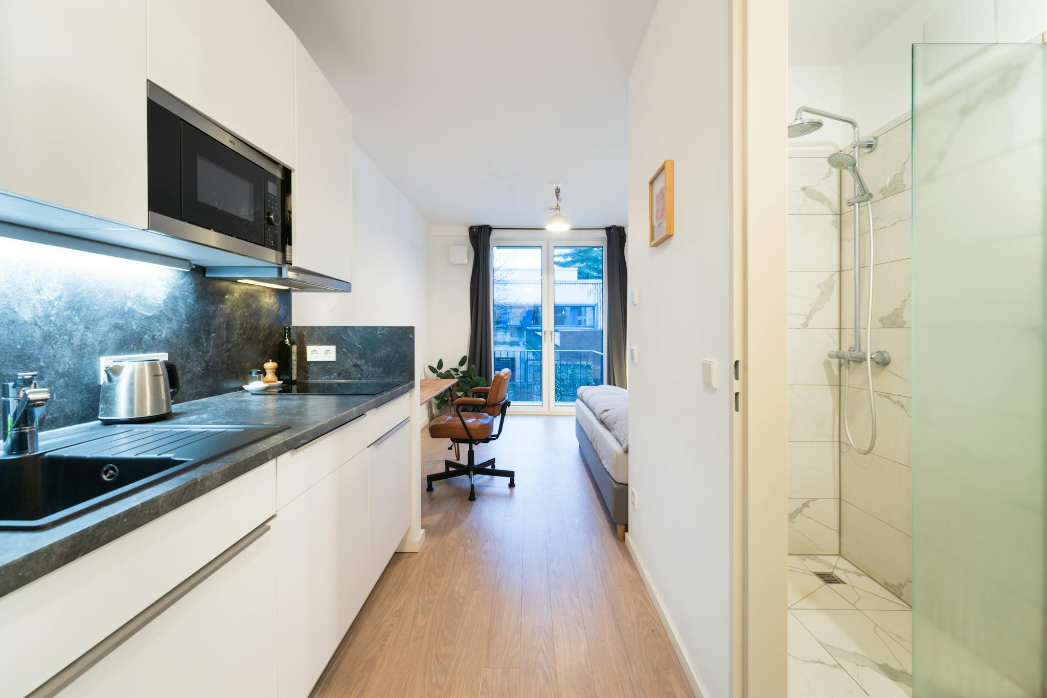 Flughafenstraße, Berlin preview