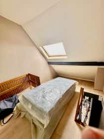 Appartamento in affitto a 850 € al mese a Ixelles, Rue Malibran
