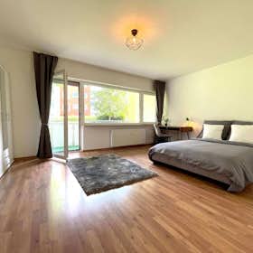 Privat rum att hyra för 810 € i månaden i Frankfurt am Main, De-Bary-Straße