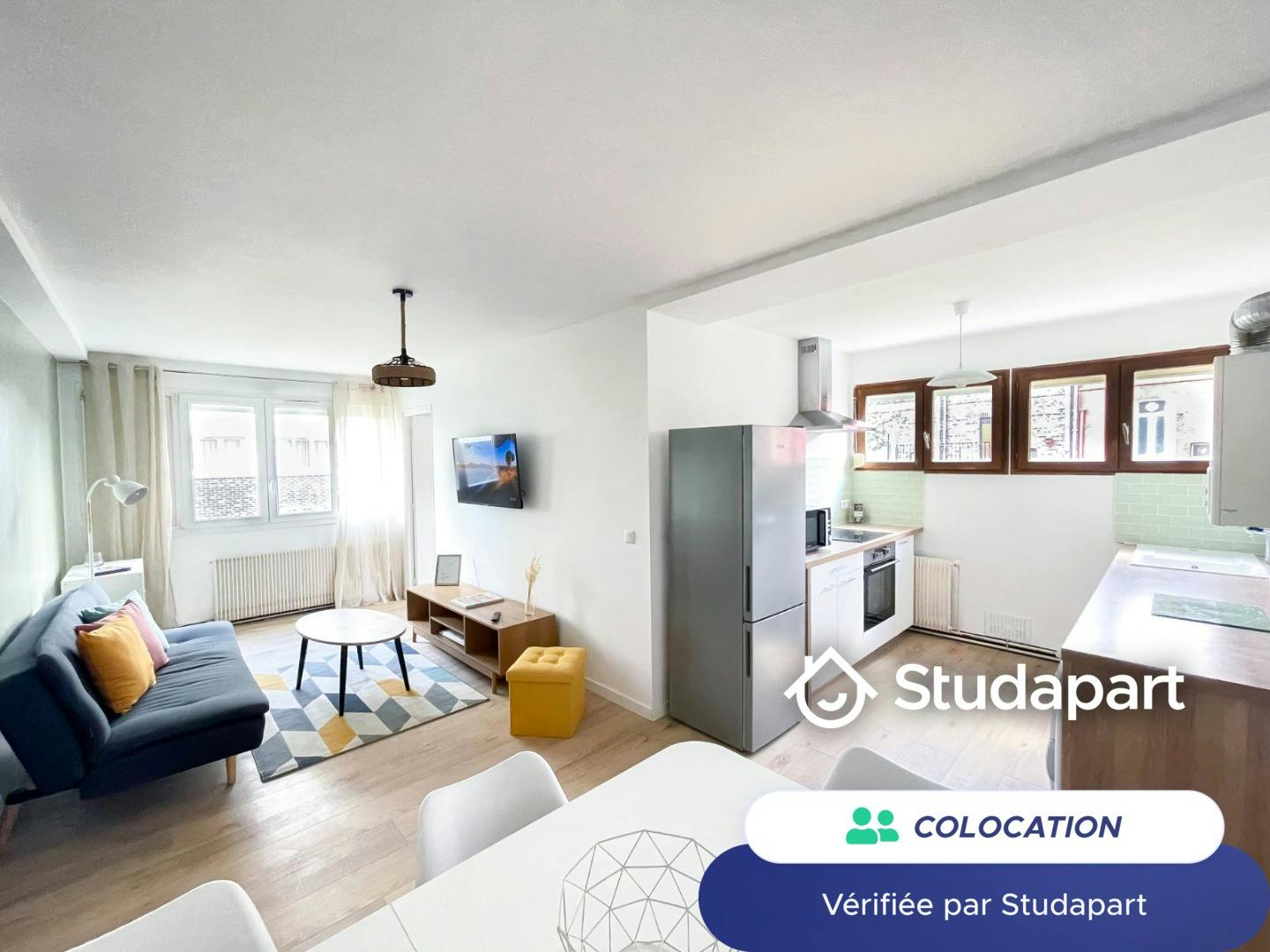Private room for rent for €403 per month in Amiens, Rue du Général Frère