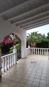 House for rent for €4,000 per month in l'Ametlla de Mar, Urbanització Calafat 4B