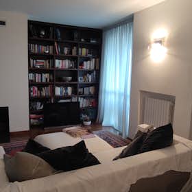 Privé kamer te huur voor € 750 per maand in Montorfano, Via Molera