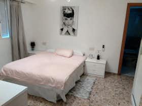 Lägenhet att hyra för 1 550 € i månaden i Mislata, Carrer de la Mare Ràfols