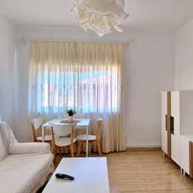 Отдельная комната сдается в аренду за 300 € в месяц в Salamanca, Calle Ganaderos