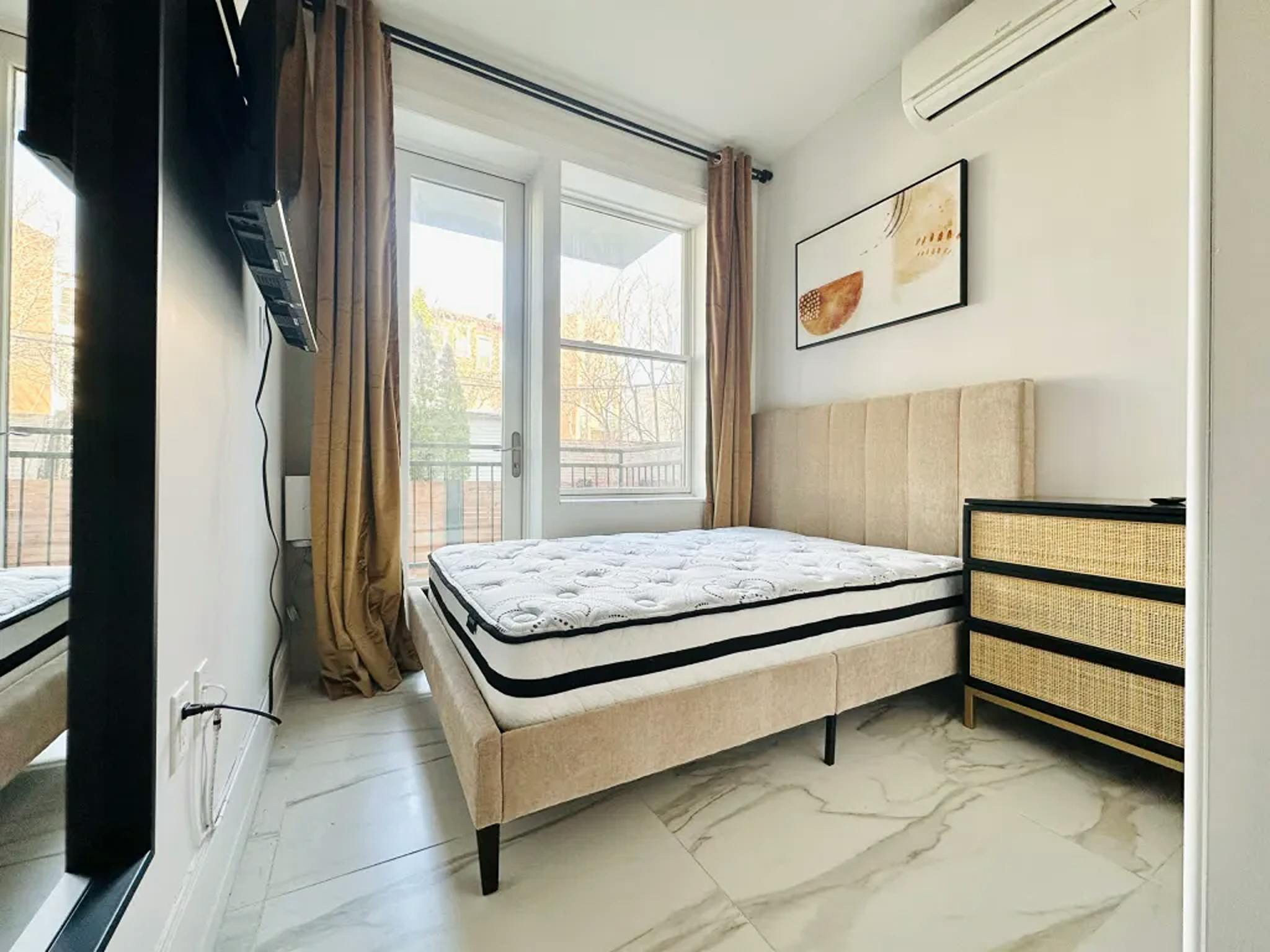 Willoughby Ave, Brooklyn, NY preview