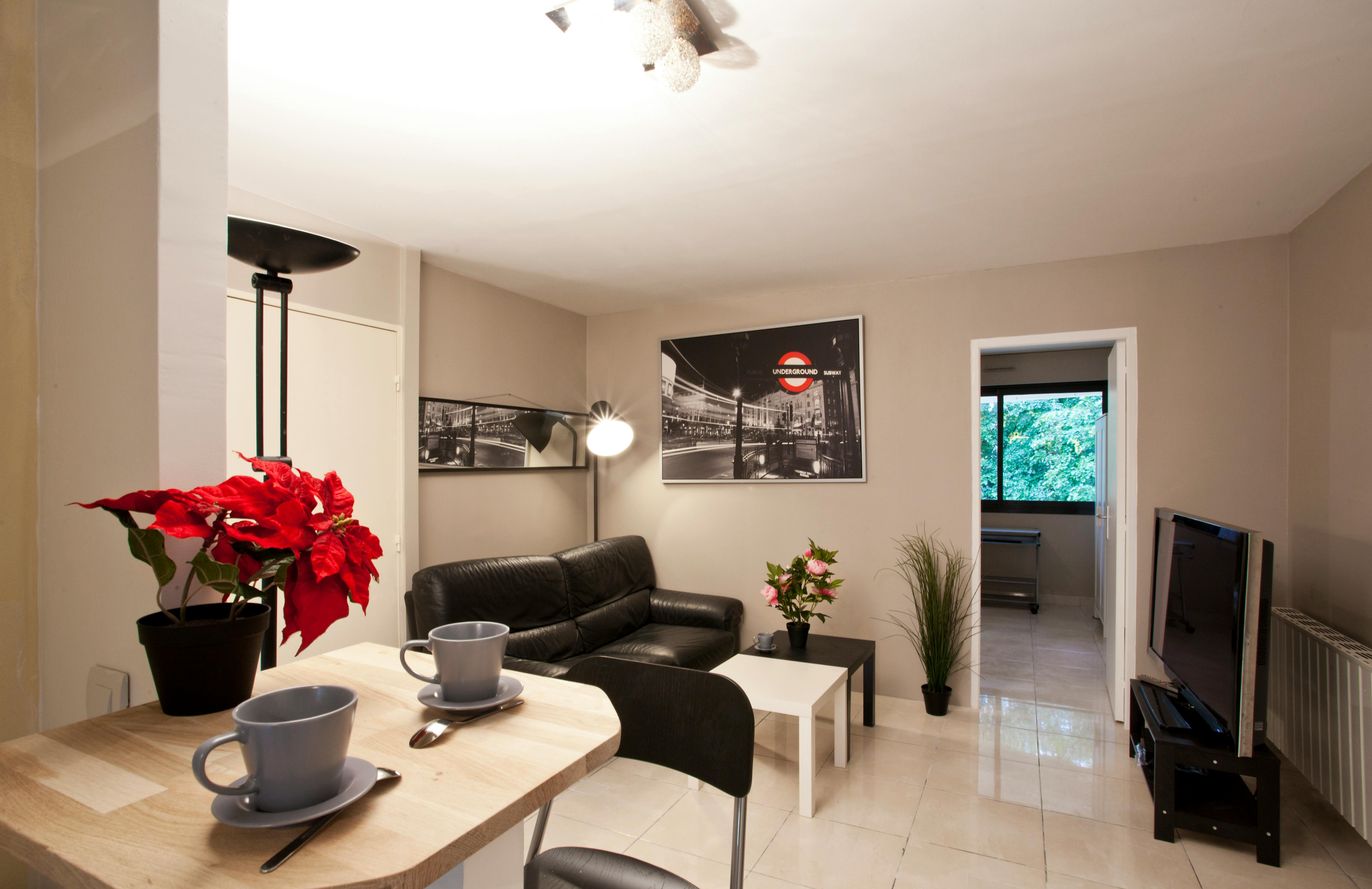 Private room for rent on Rue Curial, Paris - Vue 4