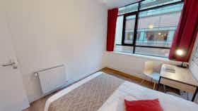 Отдельная комната сдается в аренду за 766 € в месяц в Asnières-sur-Seine, Avenue Sainte-Anne