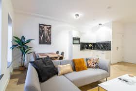 Appartement à louer pour 1 800 €/mois à Tilburg, Hoefstraat