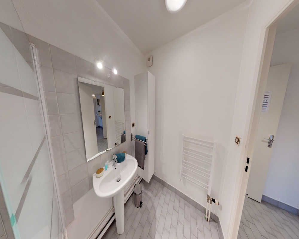 Apartment Lyon, 1 bed, 24m² — photo 27